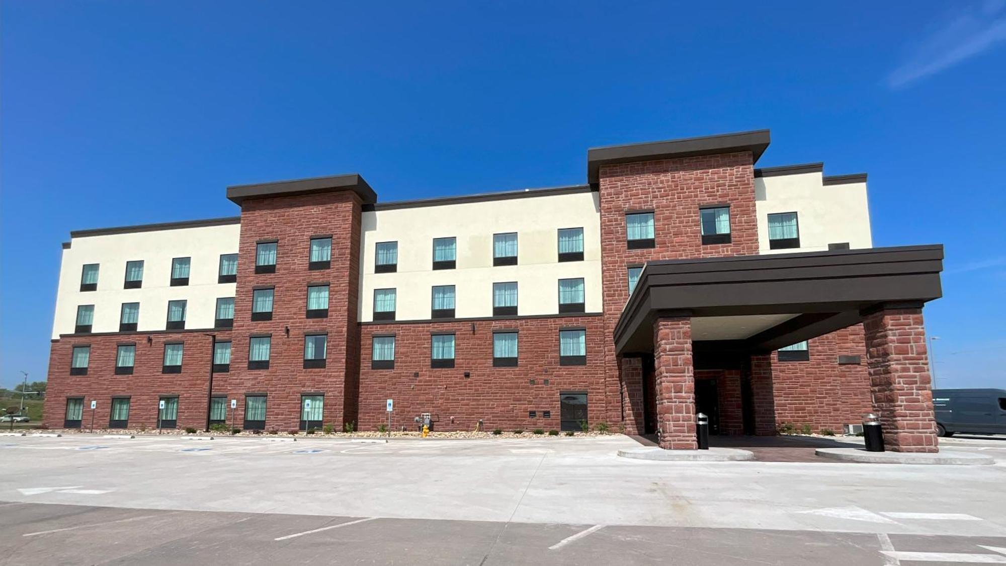 Cobblestone Hotel & Suites - Ottumwa المظهر الخارجي الصورة